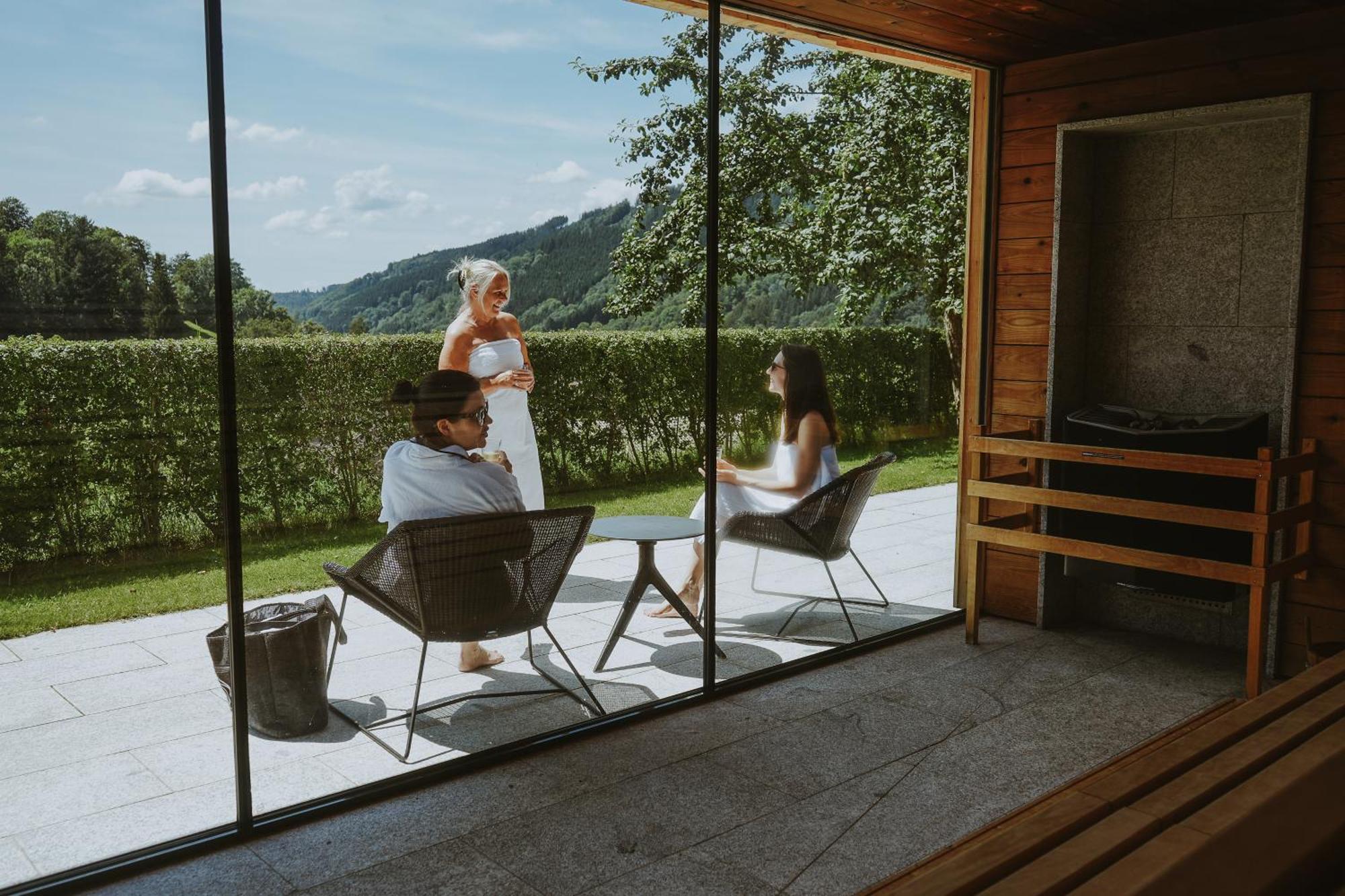 Elzland Hotel Pfauen Wellness & Spa Elzach Kültér fotó